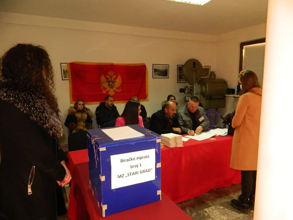 Бирачко мјесто у Беранама
