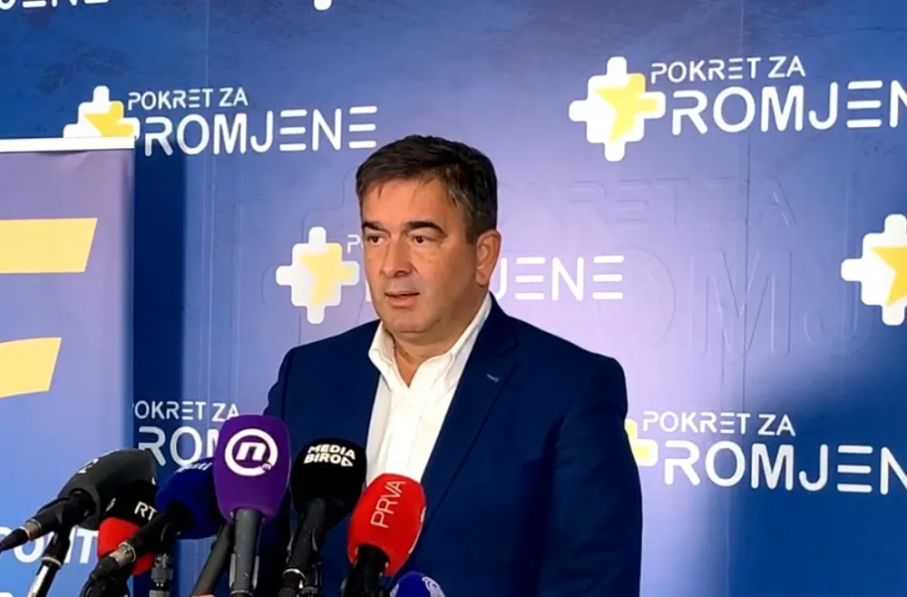 НЕБОЈША МЕДОЈЕВИЋ