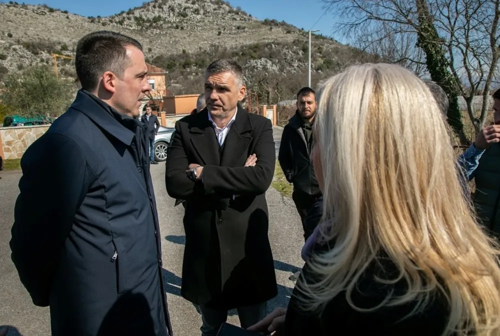 Вуковић и Булатовић на једном од ранијих обилазака