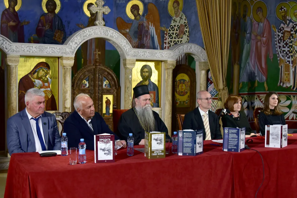 Promocija knjiga Momira Bulatovica