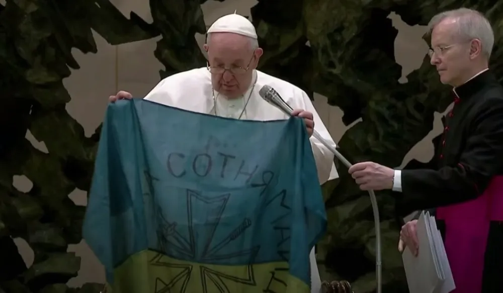 Скриншот<br>CBS News (јутјуб)<br>