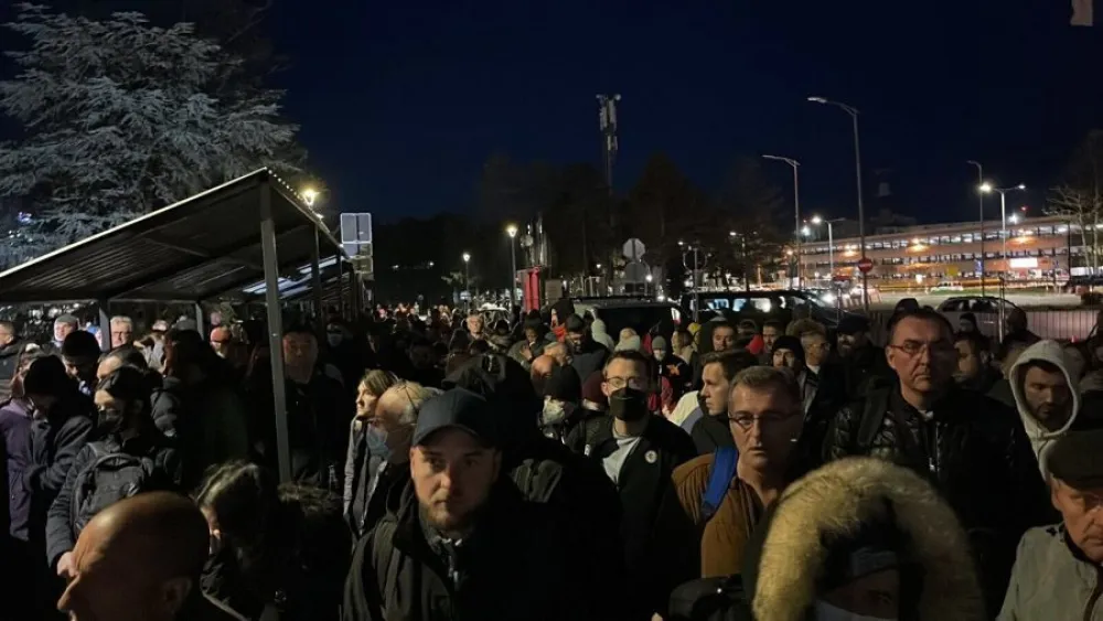 Дојава о бомби затворила аеродром