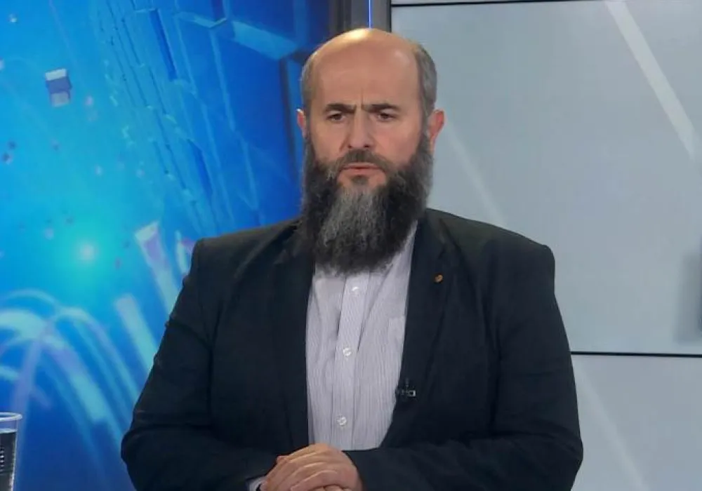 Муамер Зукорлић