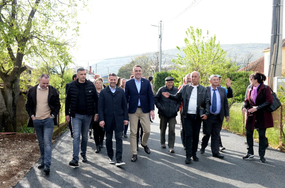 Реконструисана Тиватска улица у Толошима