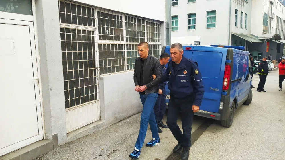 Сујковић изнио одбрану: Његош ме ударио песницом у главу, ничега се не сјећам