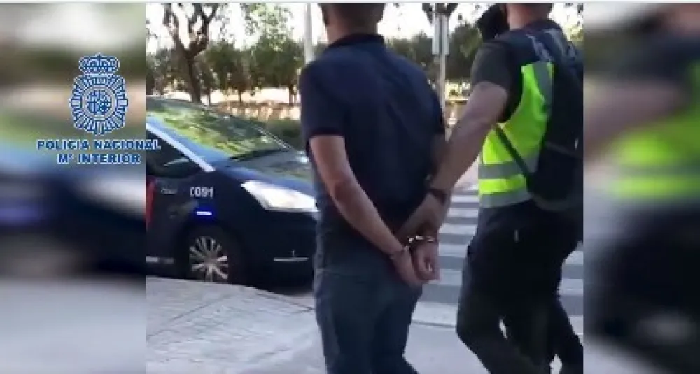 Polic&iacute;a Nacional