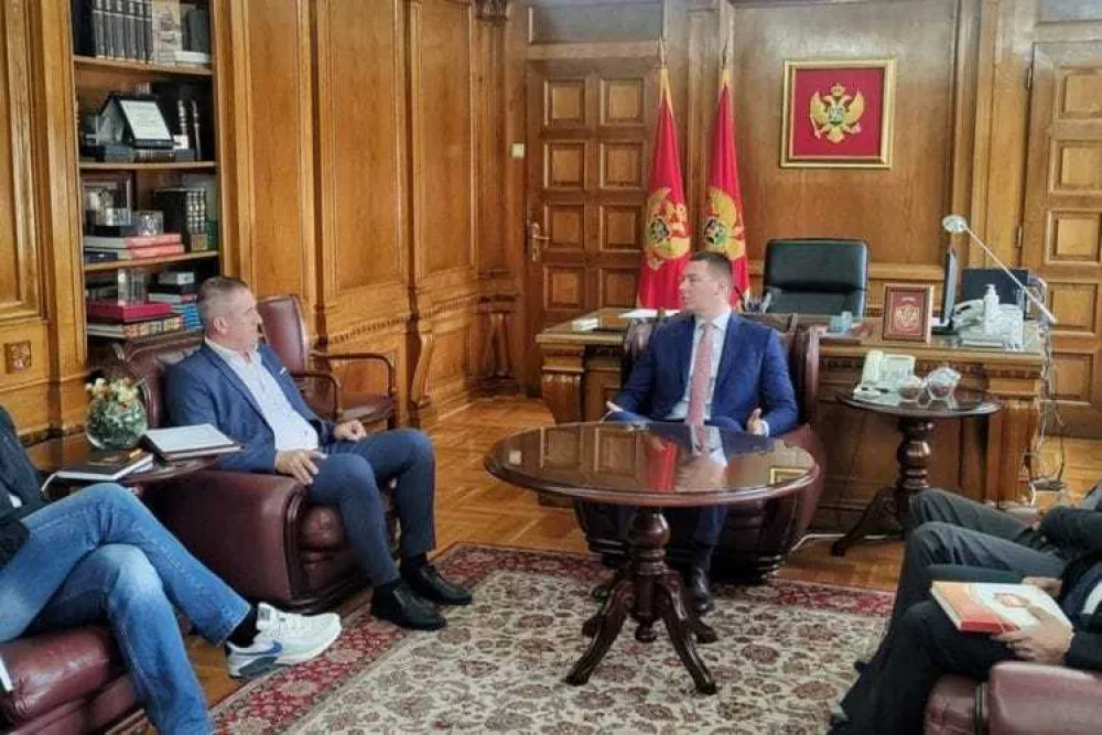ФИЛИП АЏИЋ
