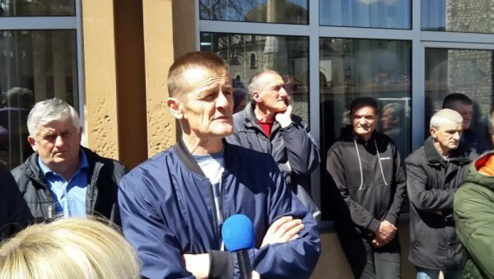 Са једног од раниијих протеста