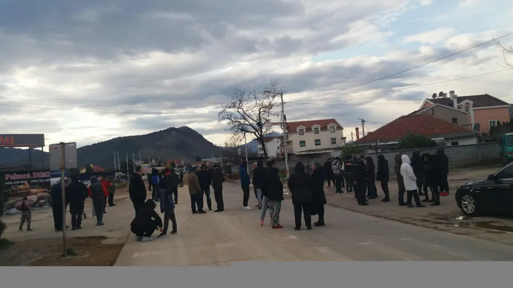 Горњогоричани обуставили окупљања на новом булевару: Протесте стопирали, чекају став нових министара