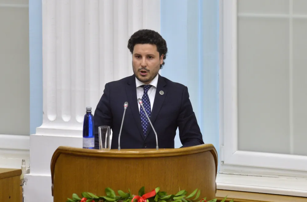 Izbor nove vlade na Cetinju, Izbor 43 vlade, 43 vlada, cetrdeset treca vlada, premijer Dritan Abazovic