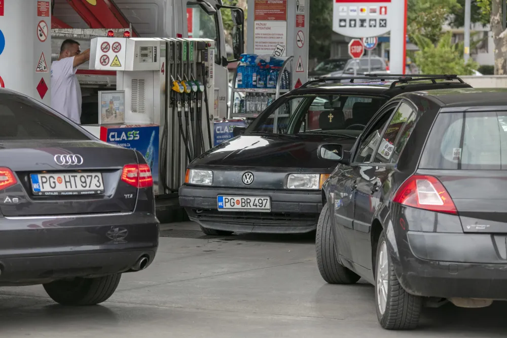 poskupljenje goriva, gorivo, benzin, nafta, pumpa, Ina, Euro petrol, blok pet