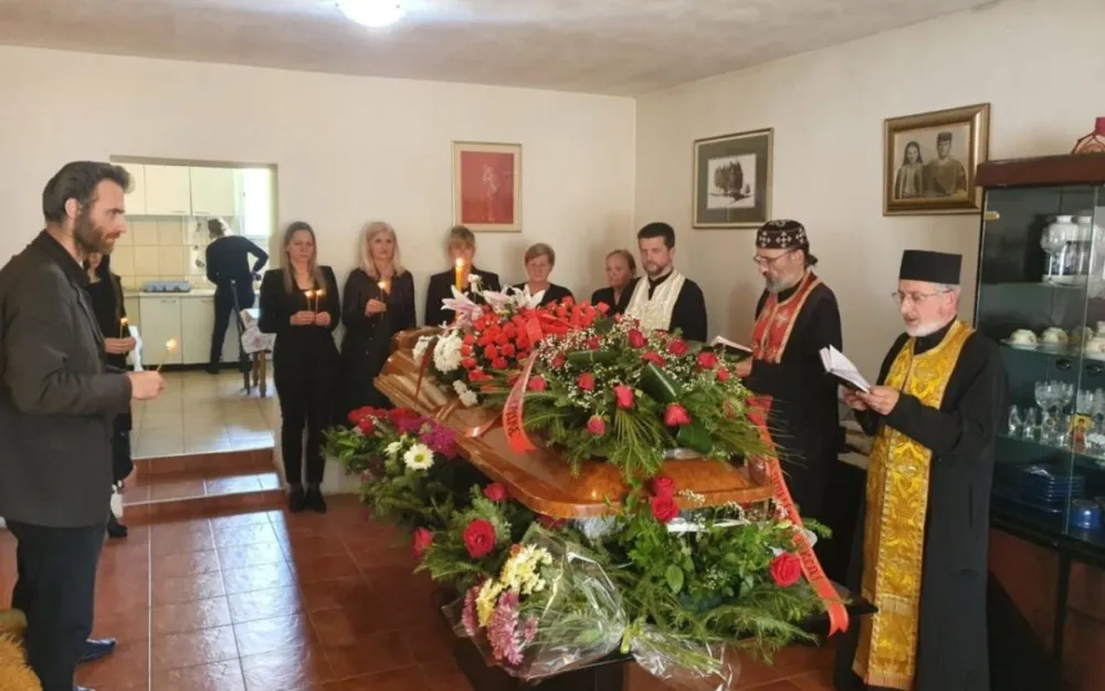 Сахрањен глумац Гојко Бурзановић