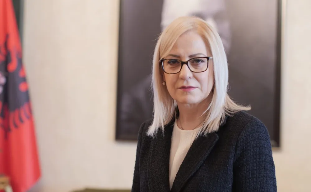 Љиндита Никола