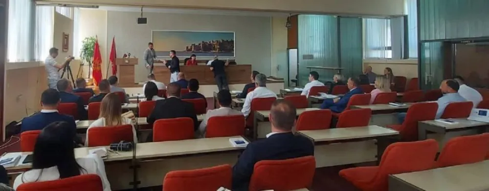 Сједница СО Улцињ треба да се одржи до првог јуна
