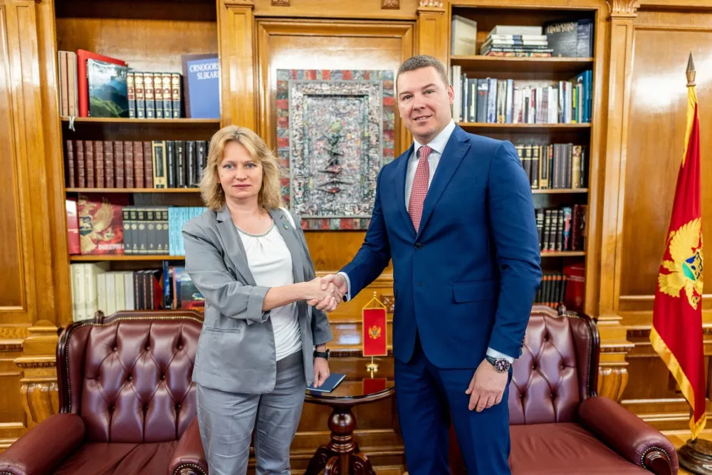 Наталија Фиалка и Филип Аџић