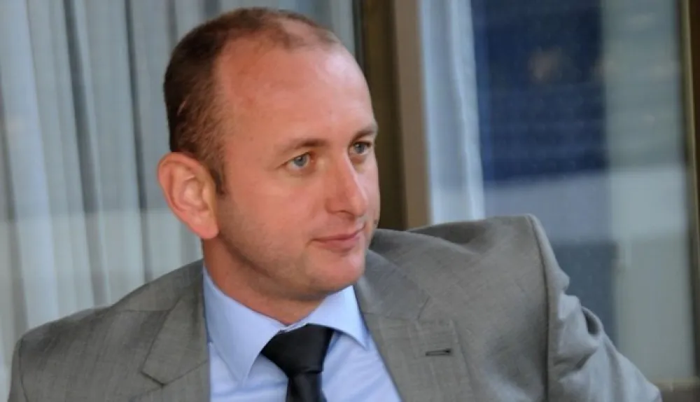 Милан Кнежевић