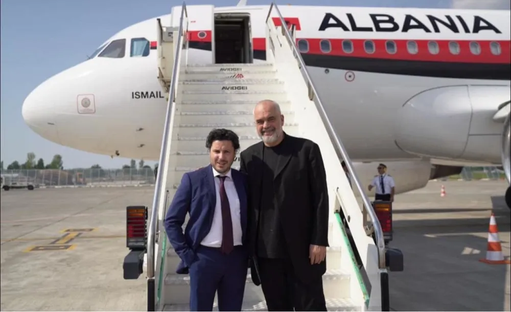 Aбазовић и Рама прије лета за Кијев
