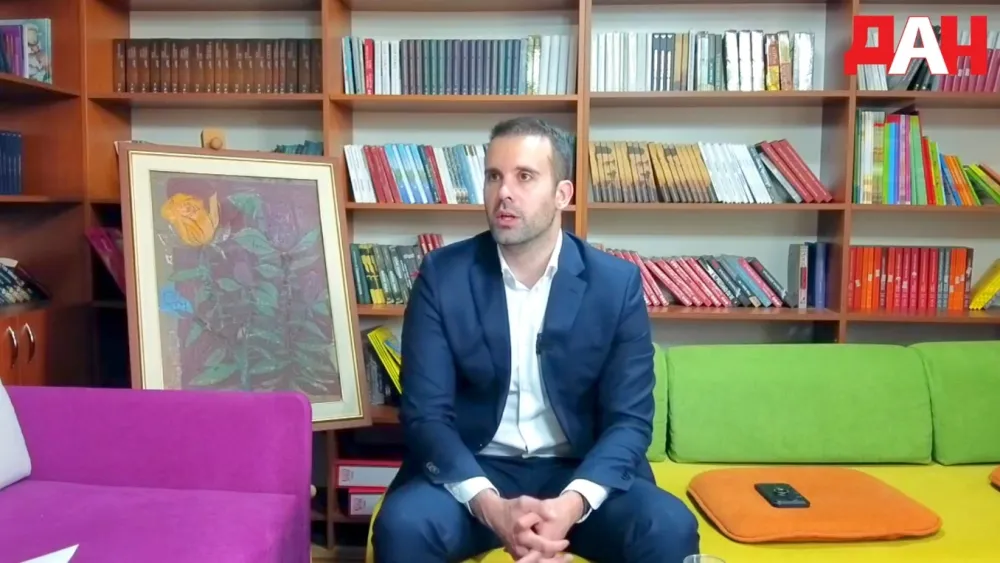 Спајић за "Дан": Новца за бебе има, али новој влади грађани нијесу приоритет