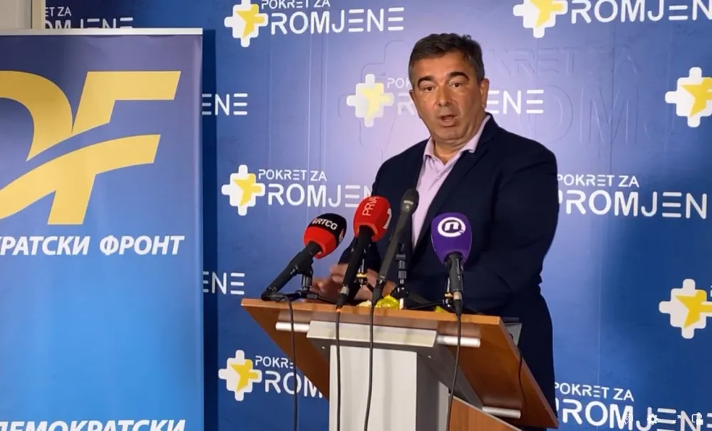 Небојша Медојевић