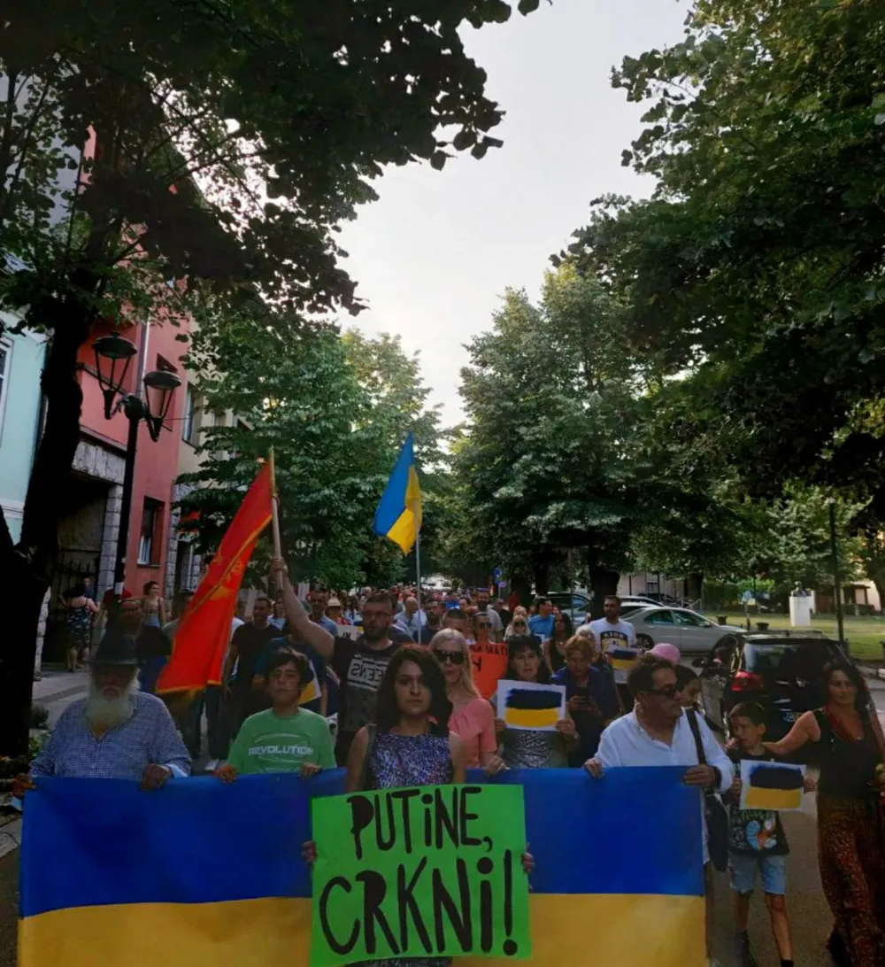 "Putine crkni" 