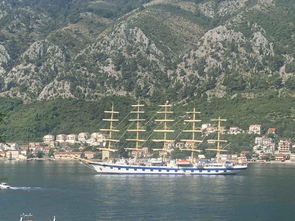 Jedrenjak "Roјal Kliper"