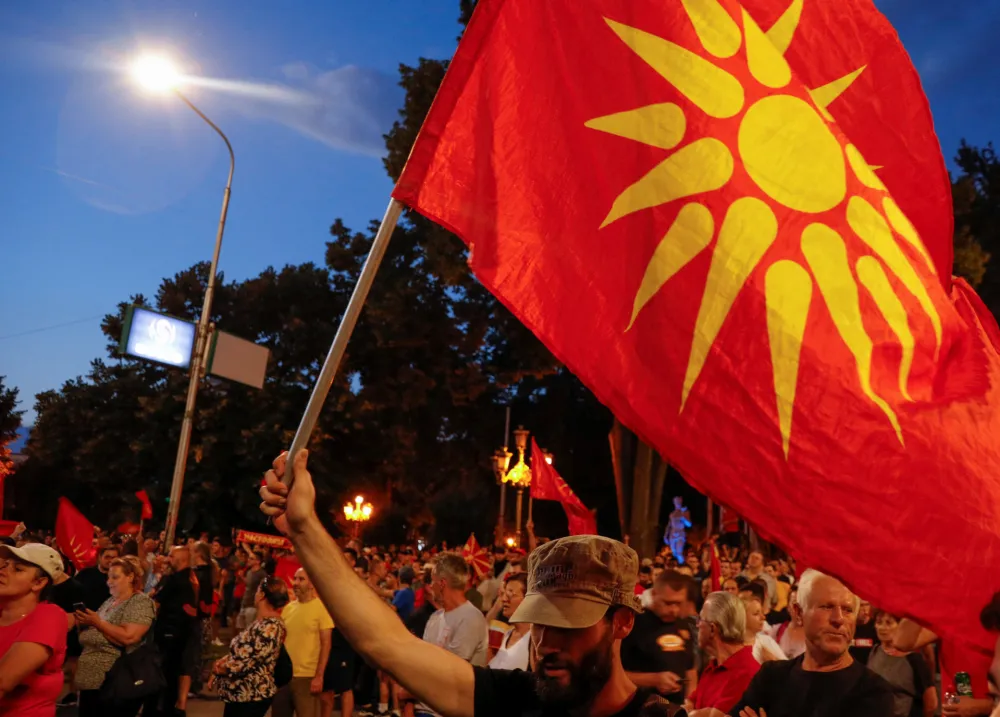 Protest u Skoplju zbog Makronovog plana