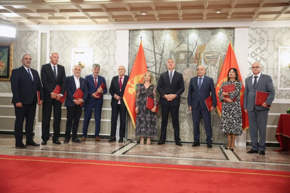 Đukanović sa dobitnicima