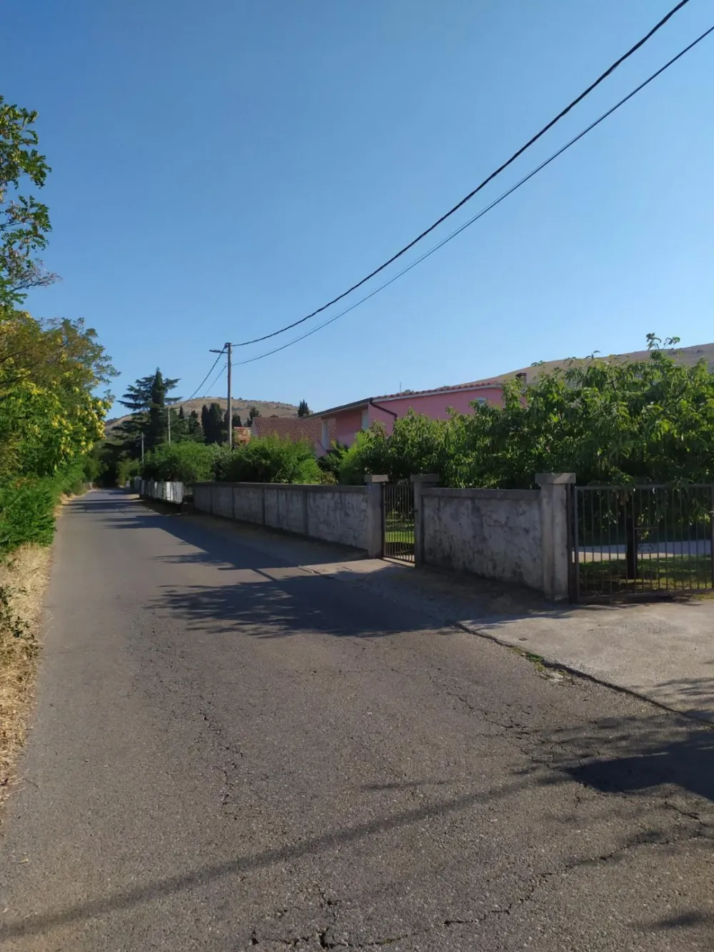 Zbog nedostatka prevoza, Grbavčani će 7. avgusta zaustaviti saobraćaј ka Cetinju