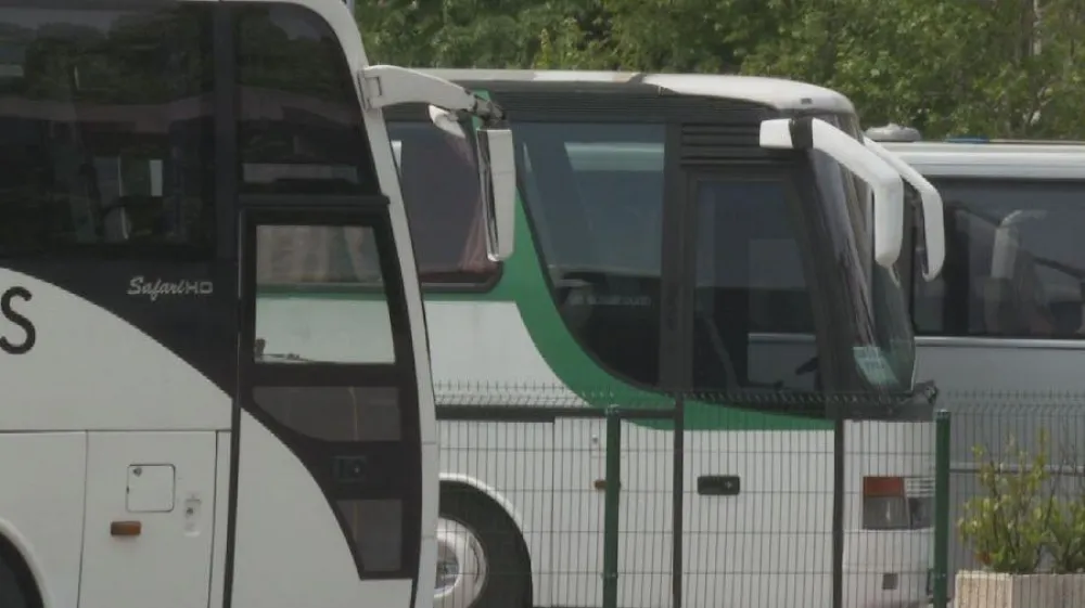 Autobuski prevoznici vagaju kuda da voze