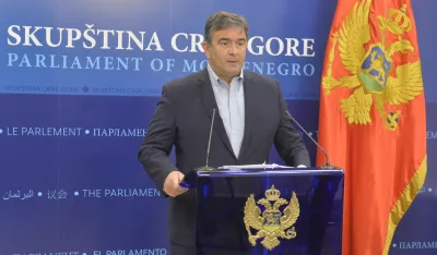 Pres Medojevica oko sverca cigareta, Nebojsa Medojevic