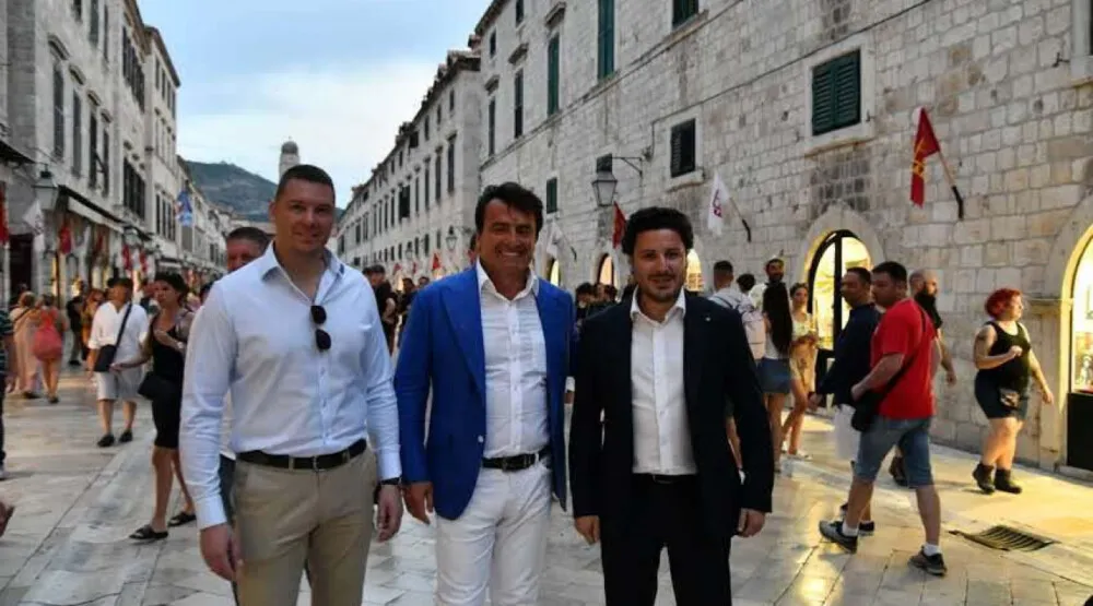 Adžić, Knežević i Abazović