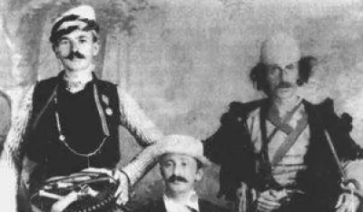 Нуши. вицеконзул у Приштини са својим гавазом Димитријем и вођом Арнаутином