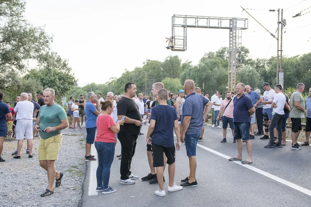 protest u zeti, blokada saobracajnice u zeti