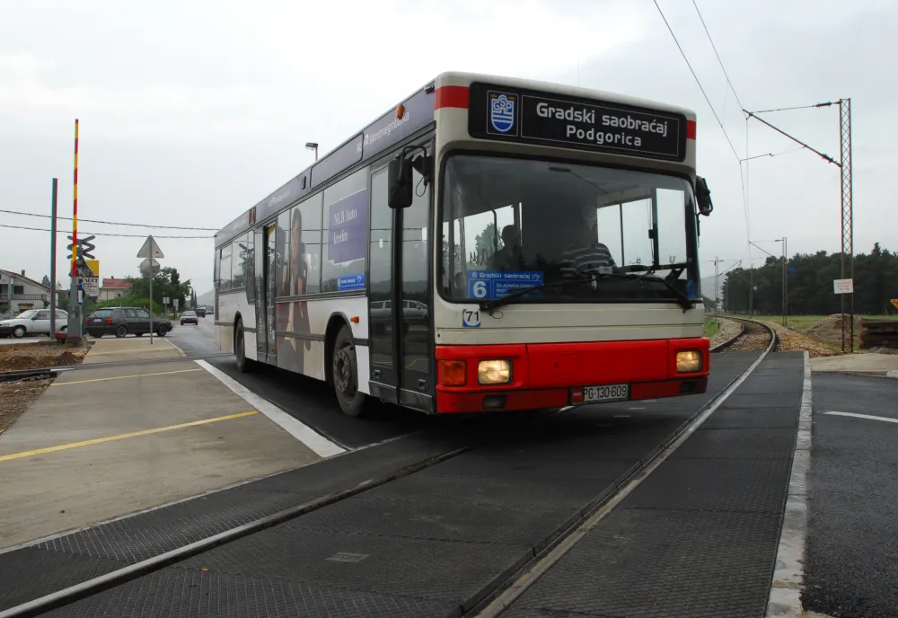Autobuski prevoznik "Alivodić" ukinuo "&scaron;esticu", bez prevoza i Lijeva Rijeka