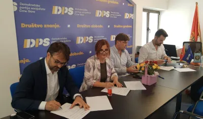 Potpisivanje sporazuma u Tivtu