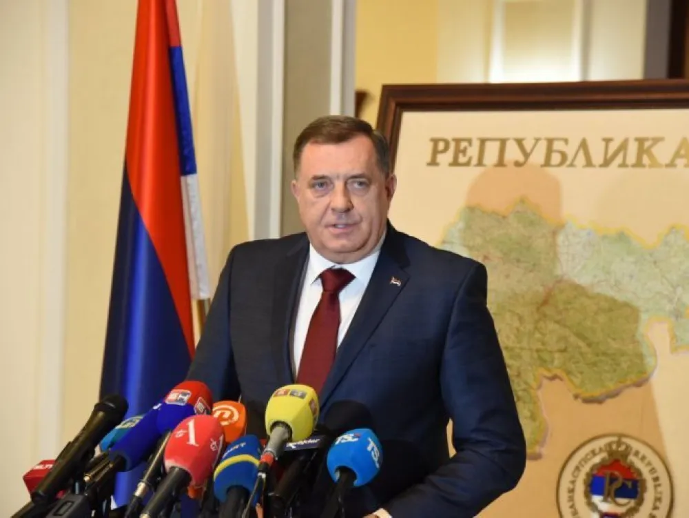 Милорад Додик
