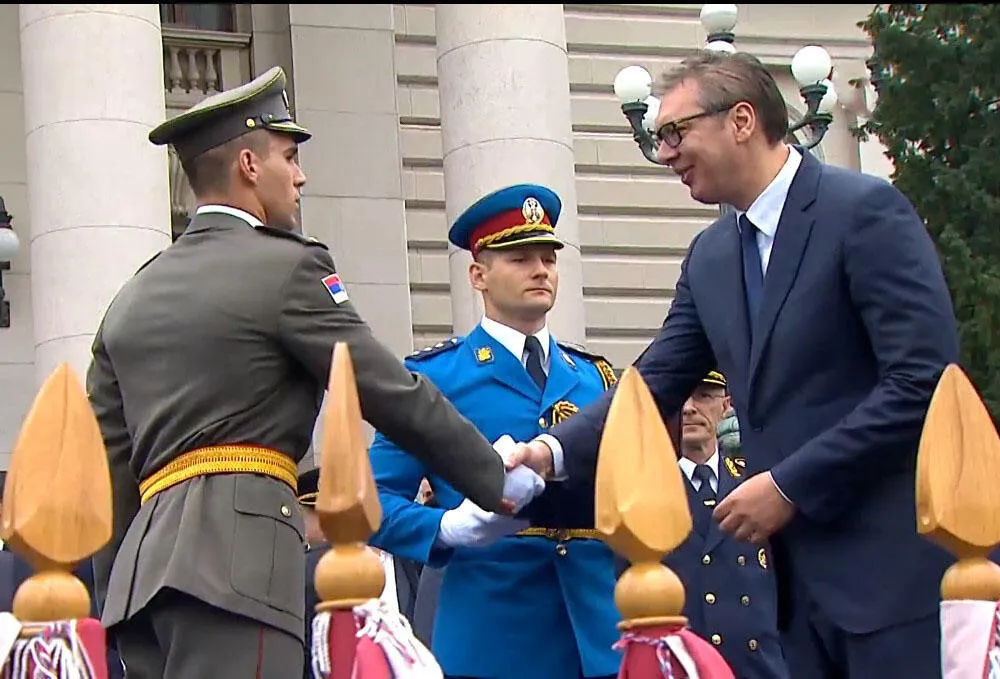 Vučić vojska srbije