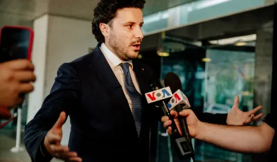 Abazović stigao u Njujork, govoriće na 77. sjednici Generalne skup&scaron;tine UN