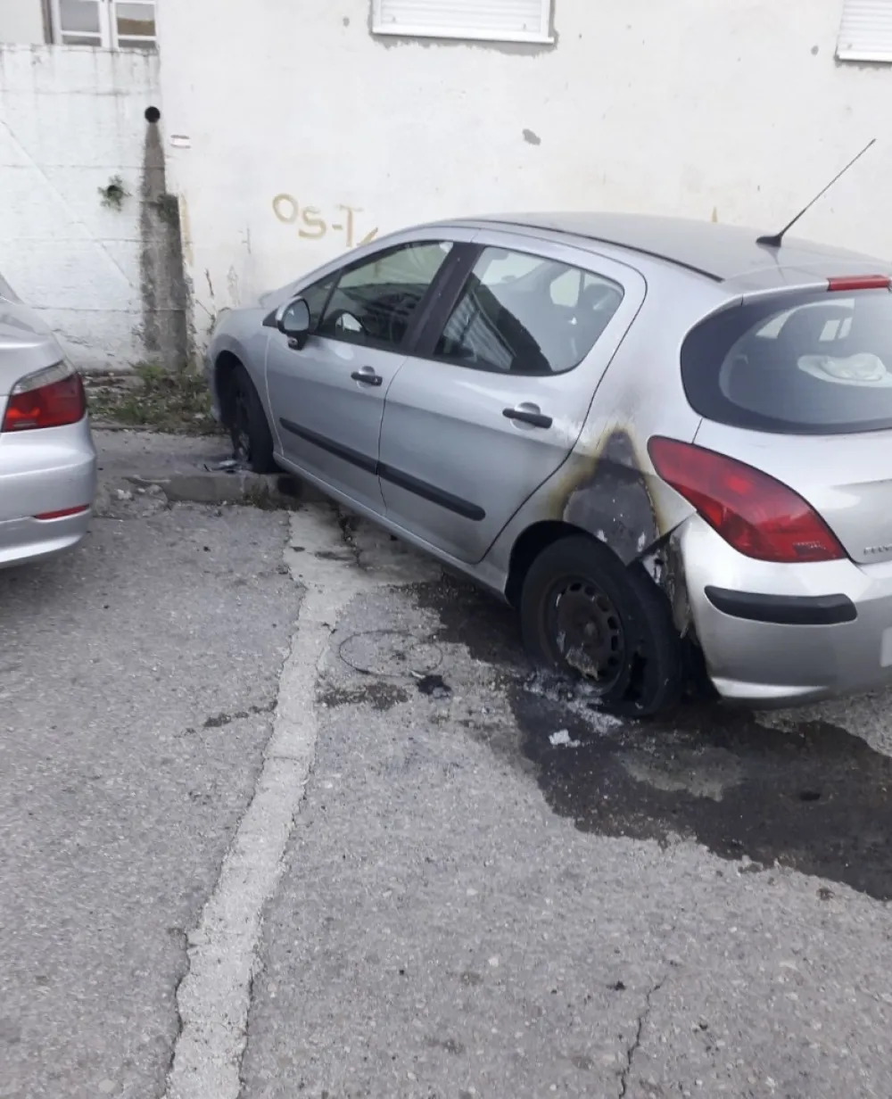 Zapaljeno vozilo Miljane Đuri&scaron;ić