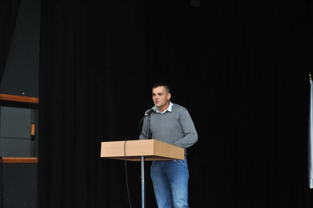 Pejović: Ne poklanjamo groblje predaka
