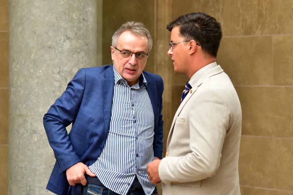 Sastanak lidera partija oko nove vlade, sastanak nove parlamentarne vecine