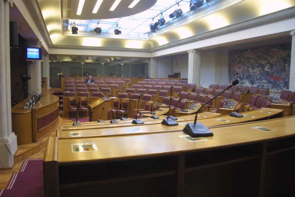 Ustavni sud većini vezao ruke, Đukanović dobio krila