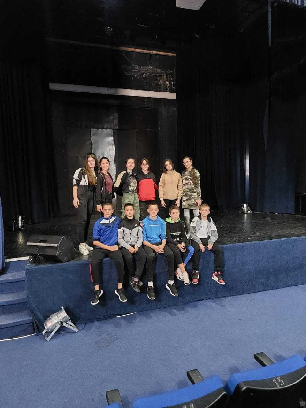 Đaci O&Scaron; &bdquo;29. novembar&ldquo; odgledali dokumentarni film: Kako sačuvati koloniјu pelikana
