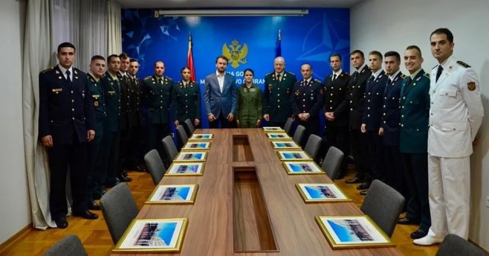 Susret sa mladim oficirima