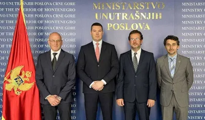 Adžića sa &scaron;efom Kancelarije Ujedinjenih nacija za smanjenje rizika od katastrofa