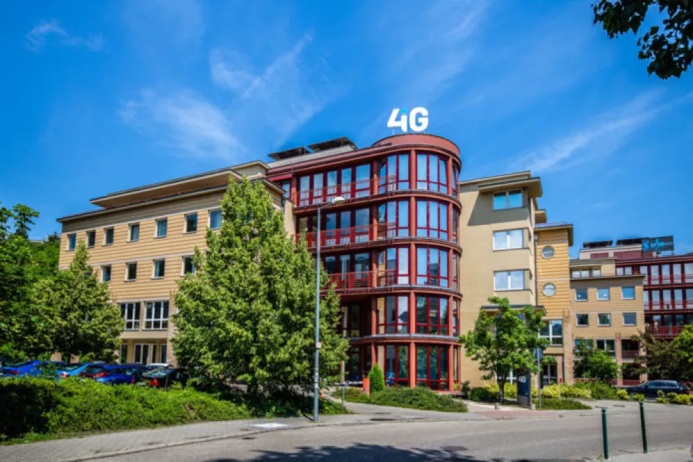 4 i G