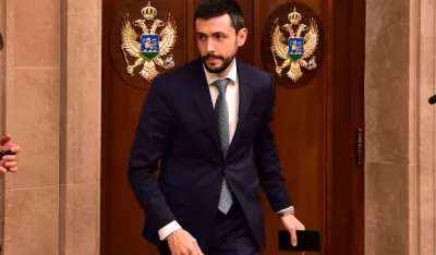 Živković: Skup&scaron;tinu trebalo predati Bo&scaron;njak da bi se Đukanović smijenio