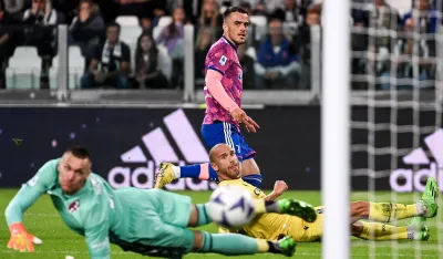Kostić daje gol
