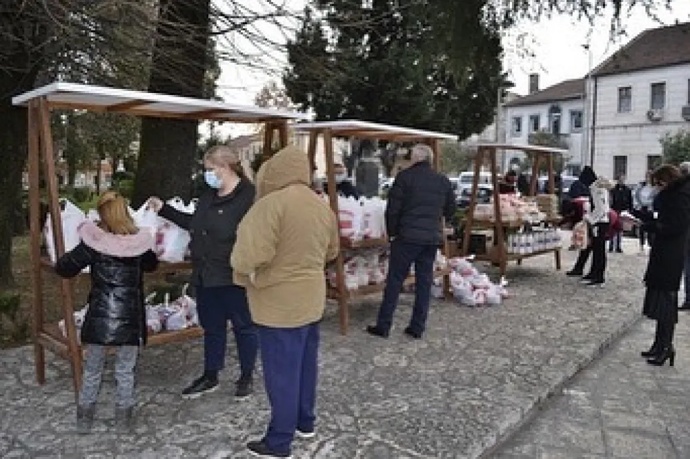 Sve vi&scaron;e gladnih, a sve manje pomoći