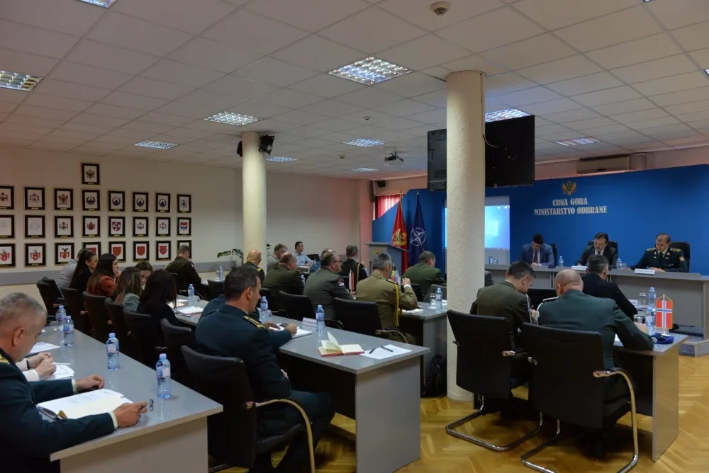 Perović: Crna Gora kontinuirano unapređuje nacionalni sistem odbrane